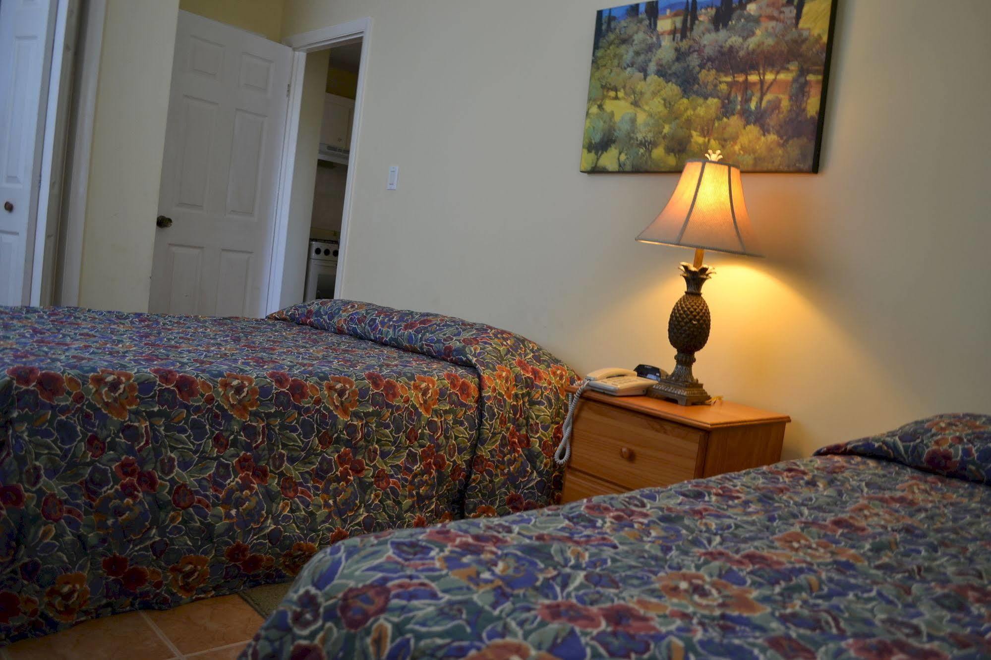 Paige Pond Country Inn St. John's Zewnętrze zdjęcie